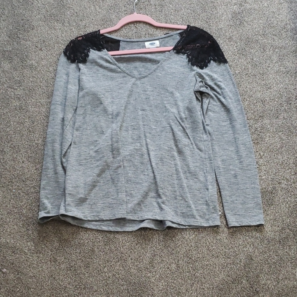 Lace detailed long sleeve